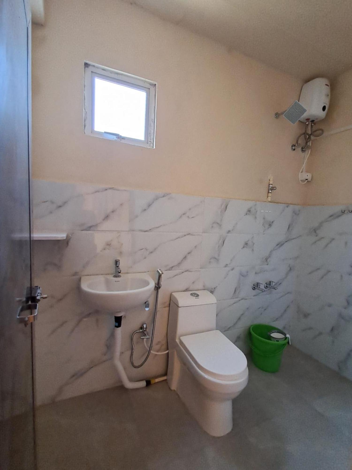 Āīzawl Dormitories/Hosteller, Giftland Homestay מראה חיצוני תמונה
