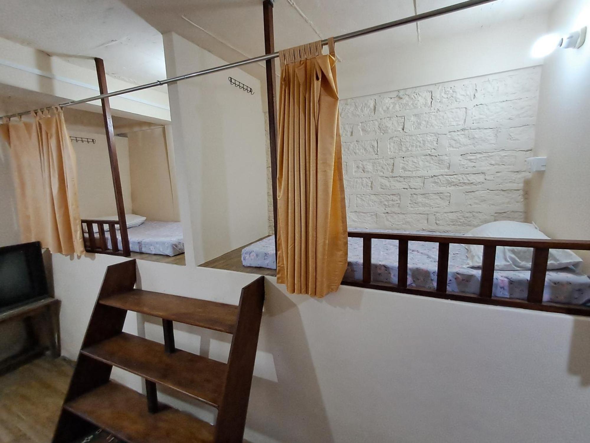 Āīzawl Dormitories/Hosteller, Giftland Homestay מראה חיצוני תמונה