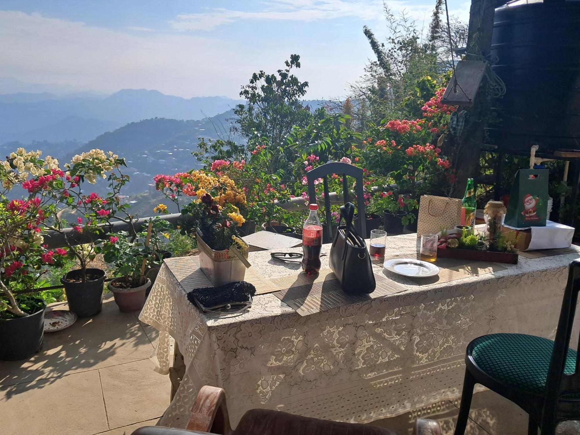 Āīzawl Dormitories/Hosteller, Giftland Homestay מראה חיצוני תמונה